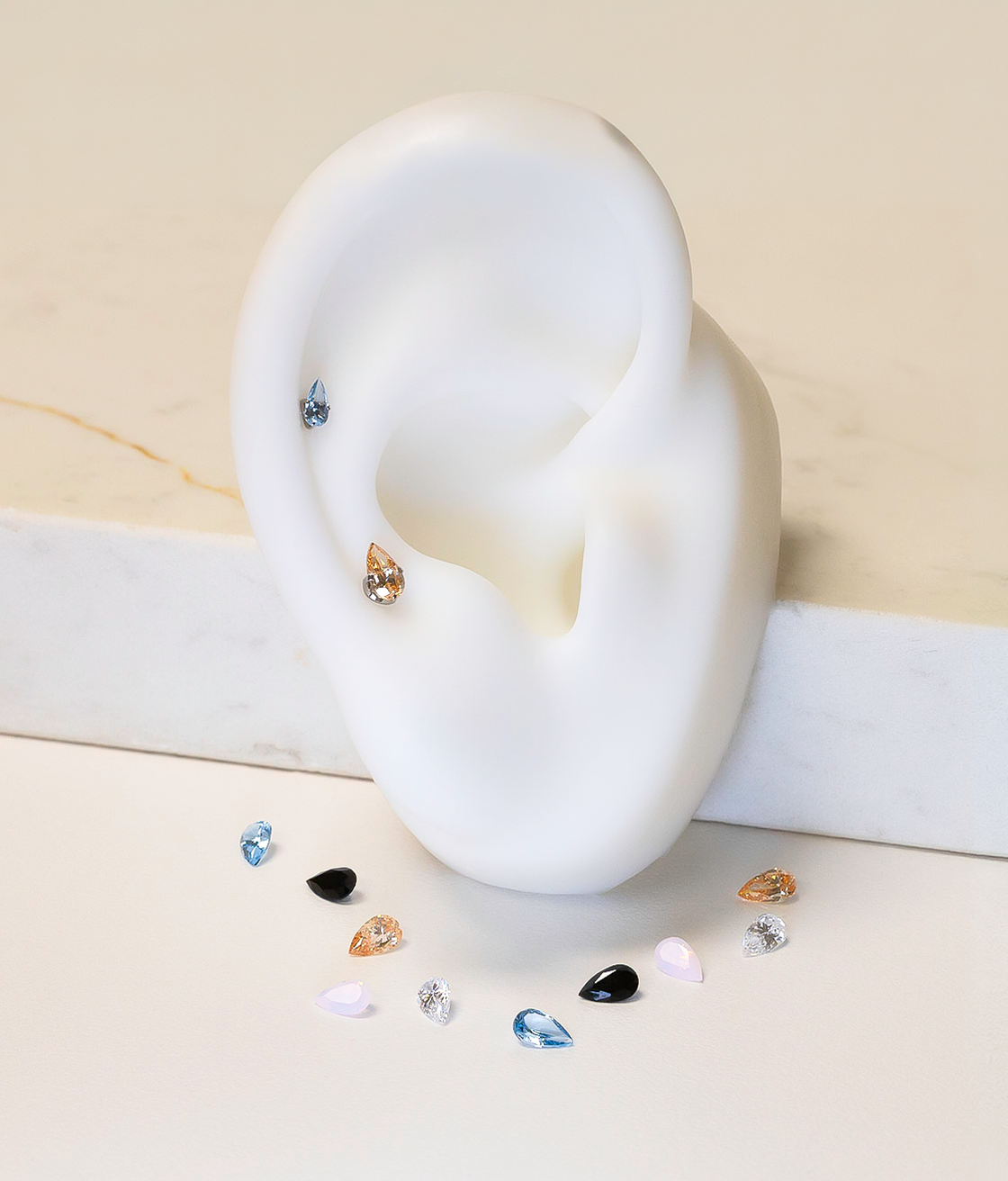 NEW PEAR PRONG SET GEM